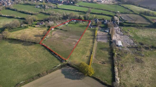 Stables Drone Outline.jpg