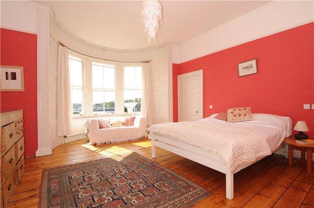 90 Durnford Bedroom