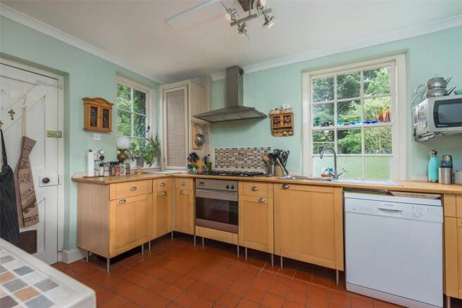 Breakfasting Kitchen