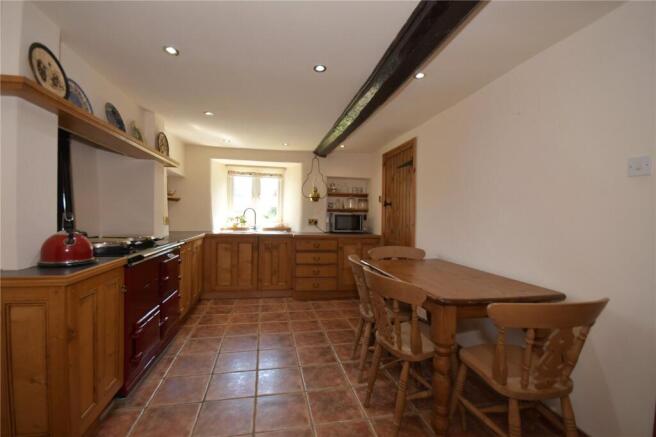 Kitchen/Dining