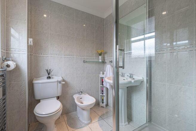 Ensuite Shower...