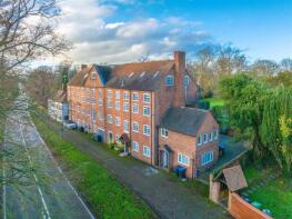 Upper Mill, Stratford Road, Henley-in-arden B95 6BY