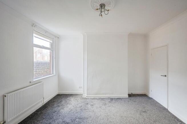 2 bed Terraced for sale Image 10