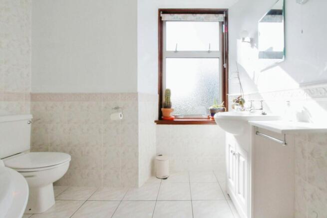 Upstairs Bathroom