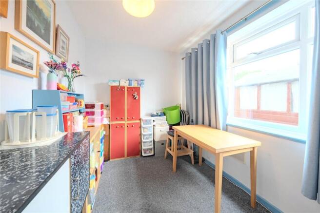 3 bed Semi-Detached for sale Image 3