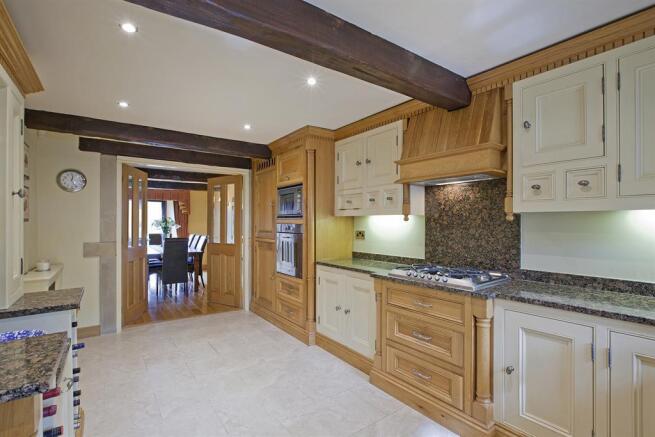 KITCHEN IMAGE TWO