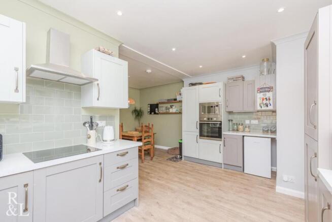 Hillside Rd (16).jpg