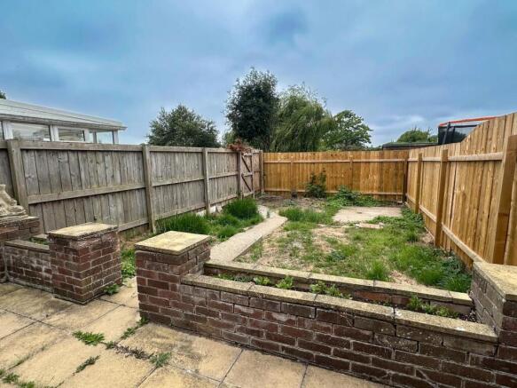 3 bed Semi-Detached for sale Image 11