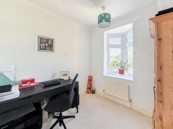 4 bed Detached for sale Image 4