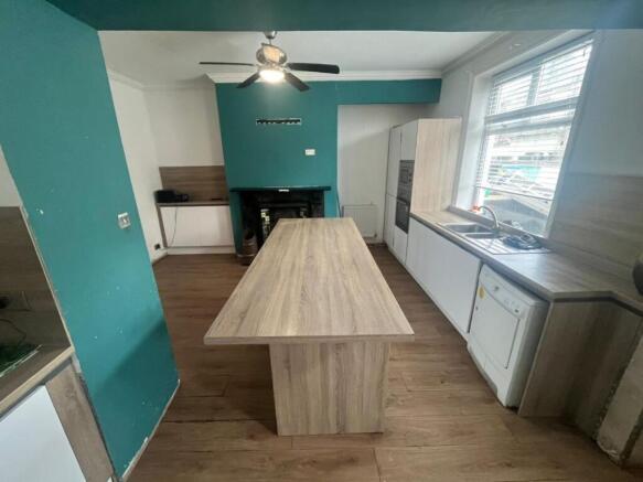3 bed Terraced for sale Image 5