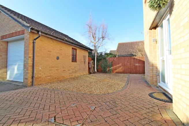 driveway & garage