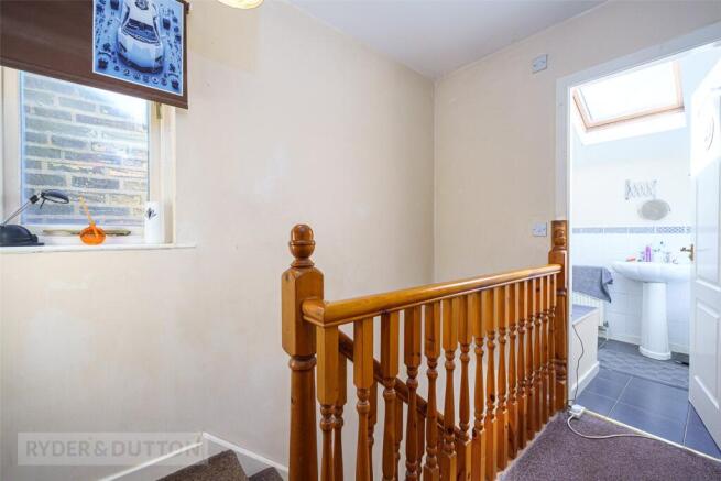 3 bed Semi-Detached for sale Image 6