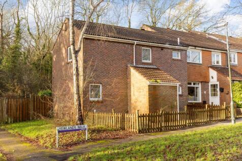 Yewlands Walk, Ifield, RH11