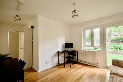 Plevna Crescent, London, N15