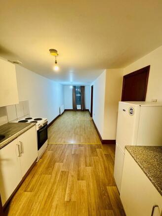 527-529 High Road E11 - Widok 6