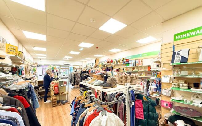 32-school-lane_retail-unit-for-sale_0000s_0000s_