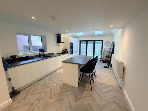 Kitchen c