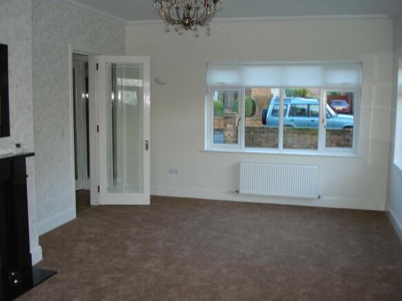 lounge2.jpg