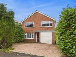 18, Linsdale Gardens, Nottingham NG4 4GY