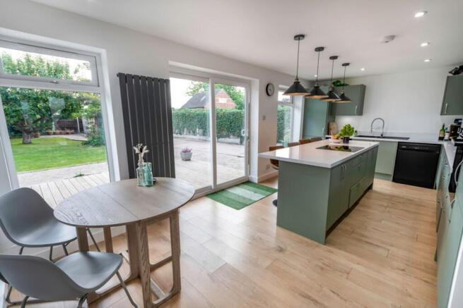 Kitchen Diner: