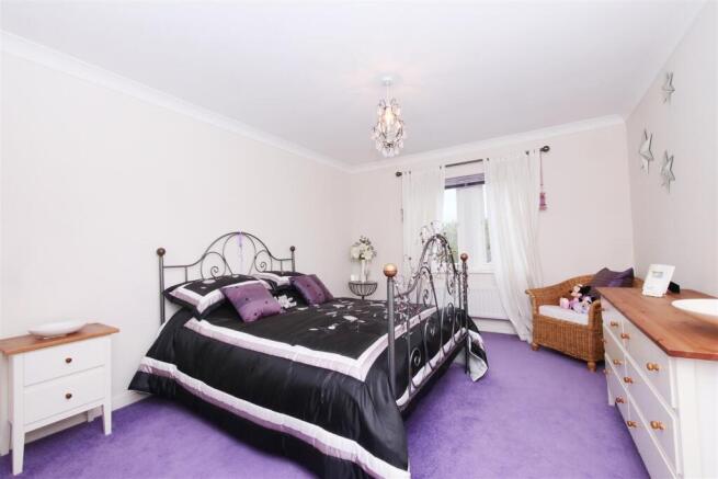 2 bed Apartment for sale Image 10