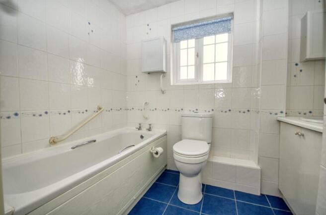 Photo 11