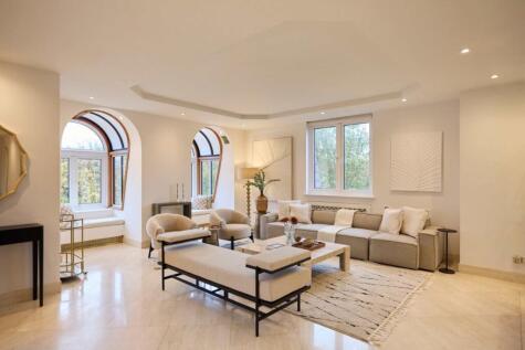 Avenue Road, St Johns Wood, London, NW8