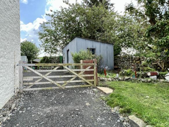 Ruthadam, 11 Midtown, St Johns Town of Dalry - Wil