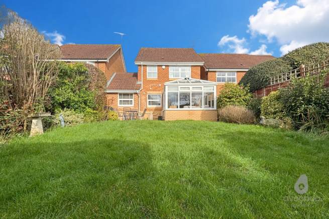 Master Close, Woodley, Reading, Berkshire, RG5 photo 2