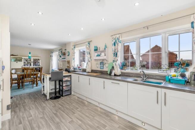 31 Villa Park (Swineshead)-20
