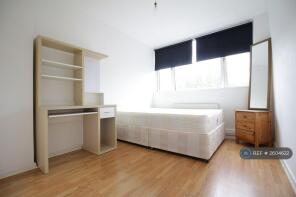 42, Rowstock Gardens, London N7 0BH