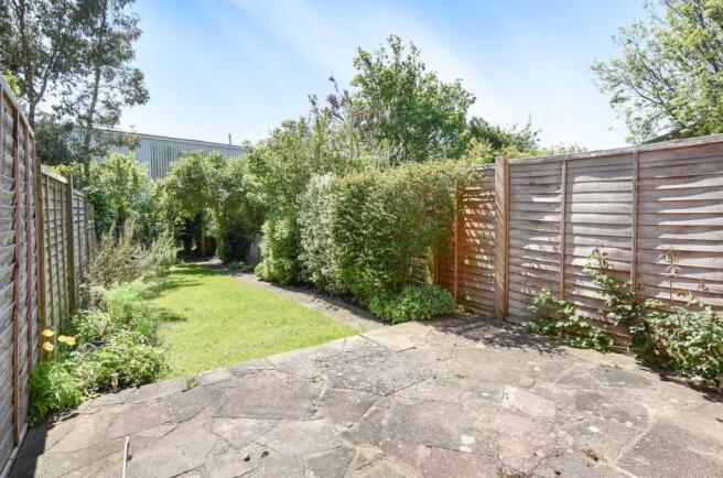 48 Chatsworth Road