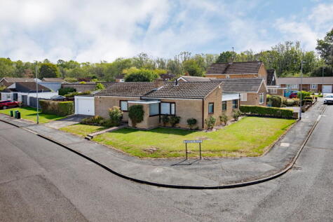 Coldermeadow Avenue, Corby, NN18 9AJ