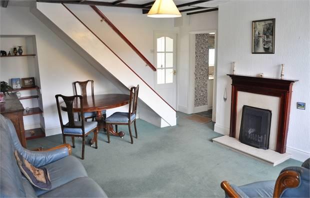 Lounge-Dining Room
