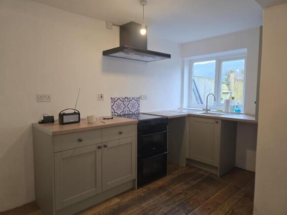 Kitchen washing machine and dishwasher plumbing.jp