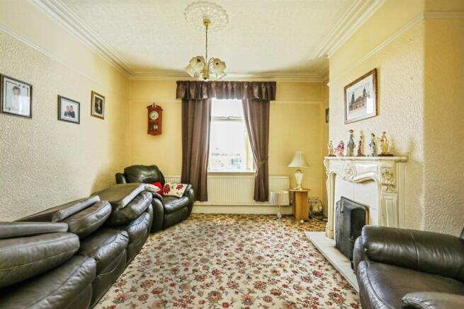 2 bed Terraced for sale Image 5