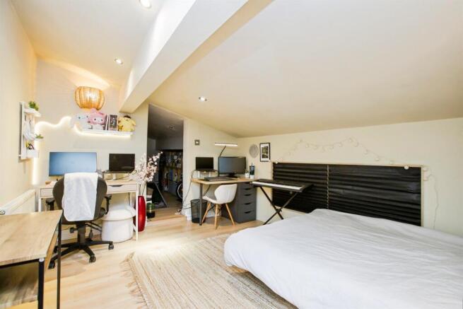 1 bed Apartment for sale Image 11