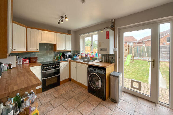 Kitchen / Dining Room