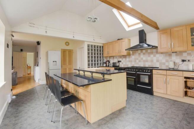 Kitchen / Breakfast Room