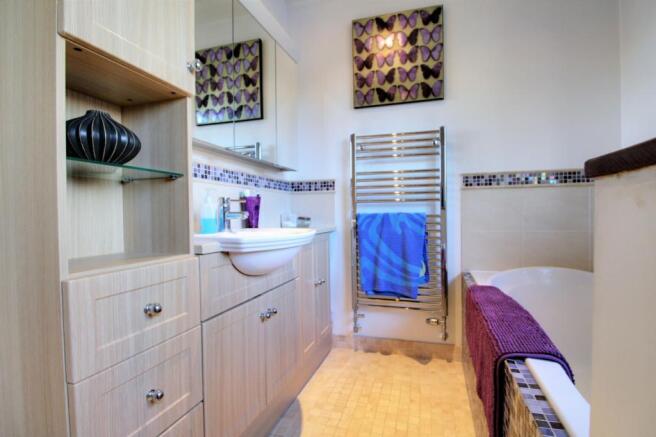 Photo 10