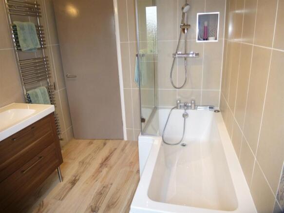 Photo 11