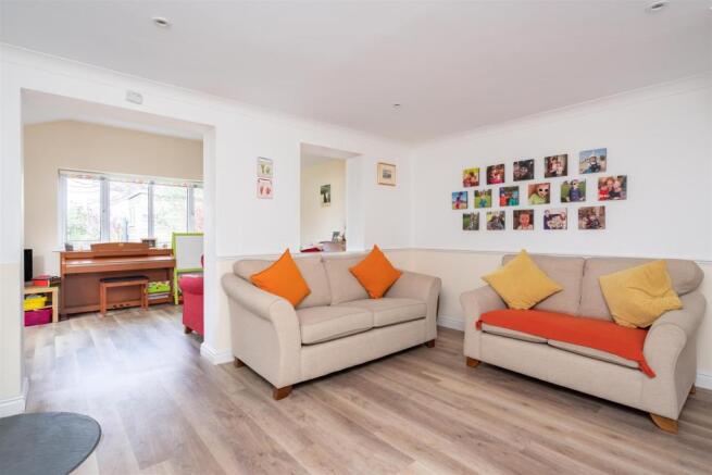 Sitting Room V2.jpg