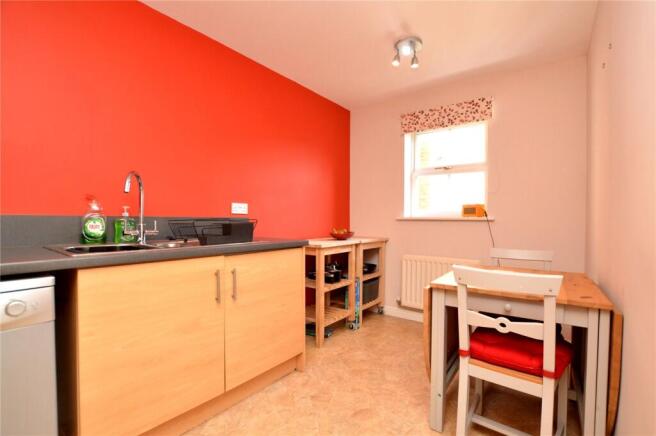 2 bed Apartment for sale Image 7