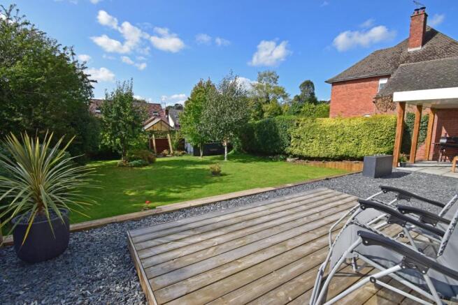8 Hanbury Road, garden 1.jpg
