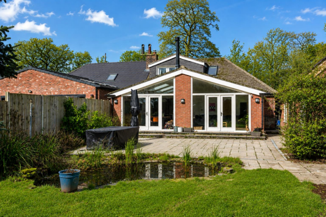 5 bed House for sale in skelton york