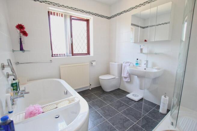 HOUSE BATHROOM