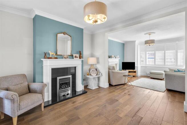 3 bed Semi-Detached for sale Image 5