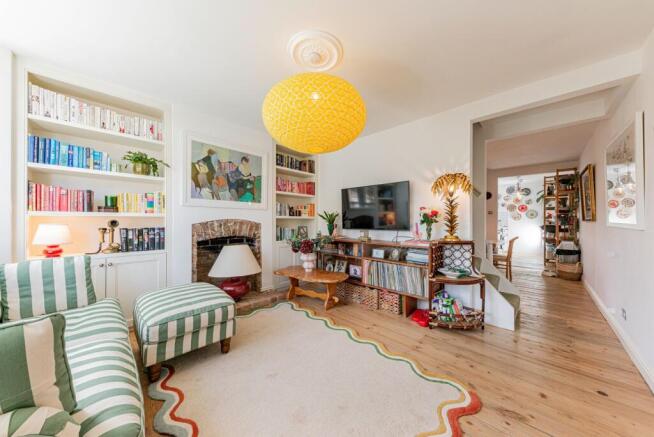 Living Room (4)