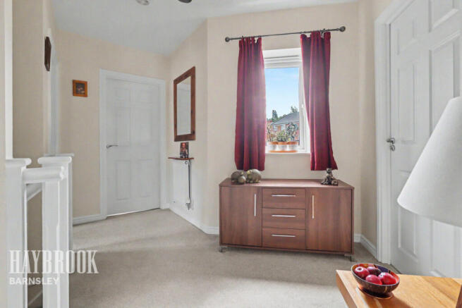 3 bed Detached for sale Image 11