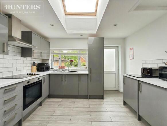 3 bed Terraced for sale Image 7